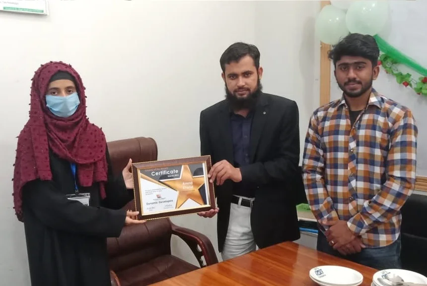 Award distribution ceremony of Dynamic Developers on Pakistan Day